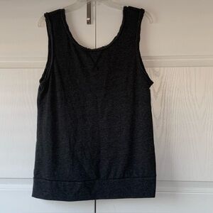 Fabletics Tennyson Pullover Sleeveless Tank.  Size LG (10-12) scoop neck NWT